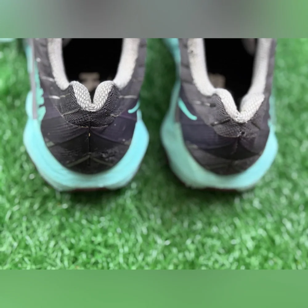 Hoka One One good preowned